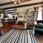 Experience For 8 People With Private 46 M2 Heated Pool & Pet Friendly * Baderna