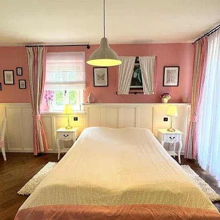 Experience For 8 People With Private 46 M2 Heated Pool & Pet Friendly