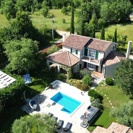 Experience For 8 People With Private 46 M2 Heated Pool & Pet Friendly * Baderna