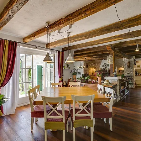 Experience For 8 People With Private 46 M2 Heated Pool & Pet Friendly Villa Baderna