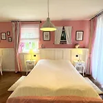 Experience For 8 People With Private 46 M2 Heated Pool & Pet Friendly