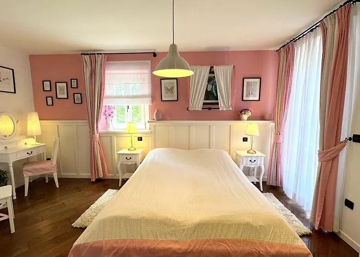 Experience For 8 People With Private 46 M2 Heated Pool & Pet Friendly