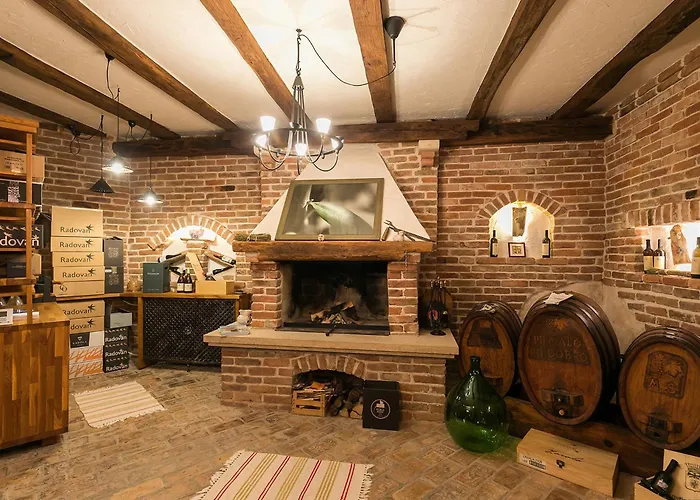 Experience For 8 People With Private 46 M2 Heated Pool & Pet Friendly *