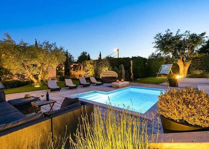 Βίλα Experience For 8 People With Private 46 M2 Heated Pool & Pet Friendly Baderna